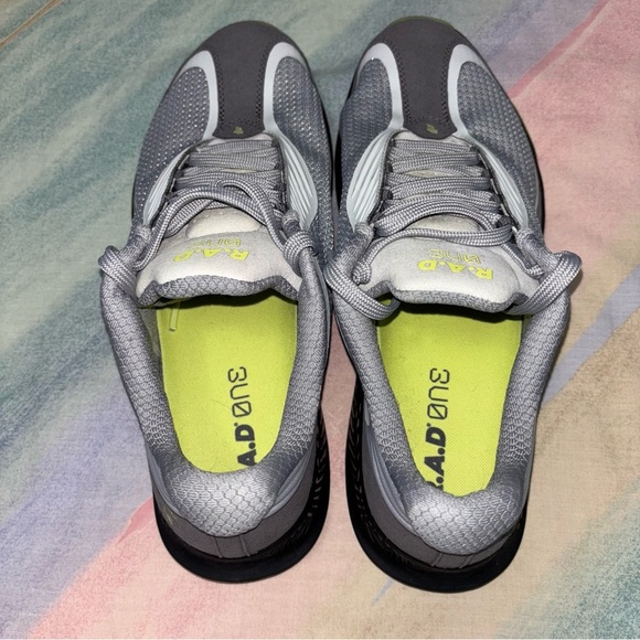 R.A.D. One V1 Trainer  men’s size 10 neon grey main image 7